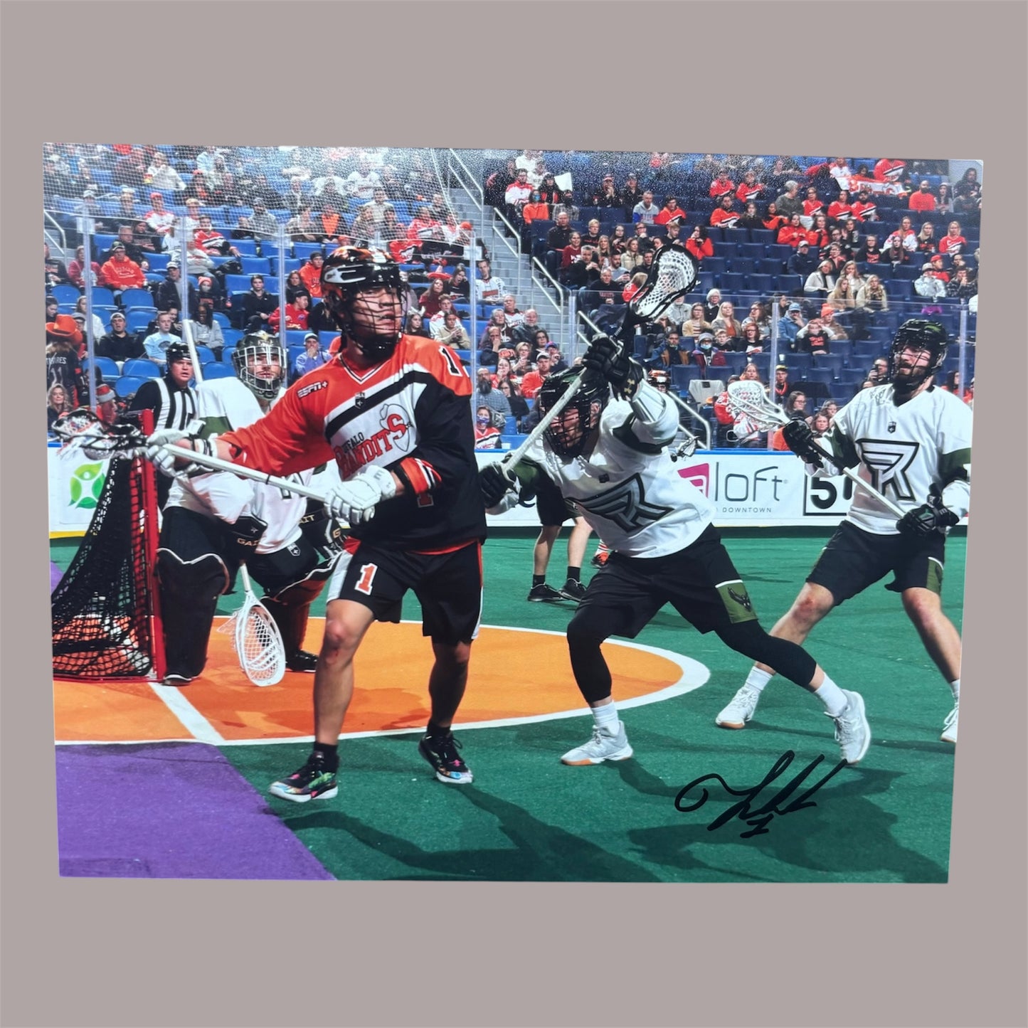 Tehoka Nanticoke Signed Buffalo Bandits 8x10 (Corner)