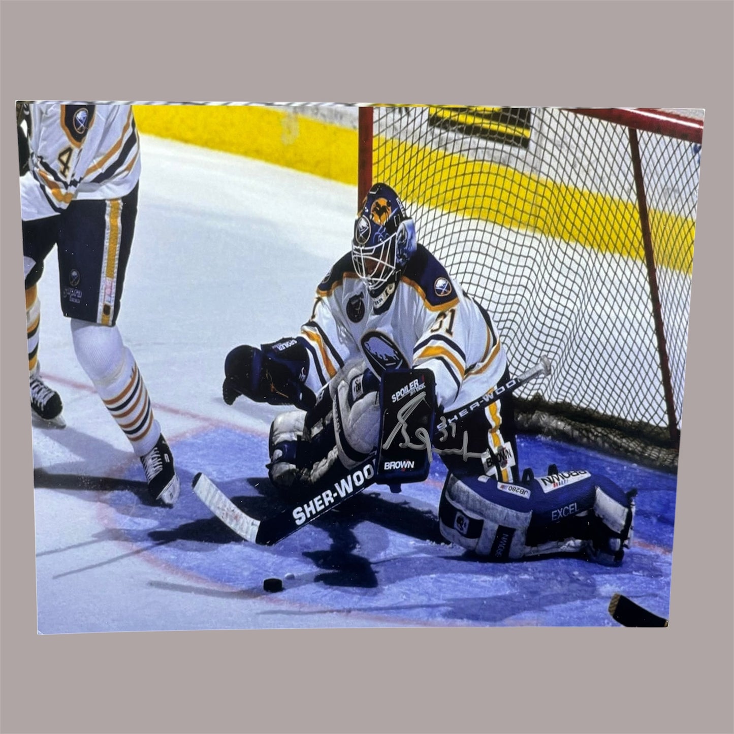 Grant Fuhr Signed Buffalo Sabres 8x10