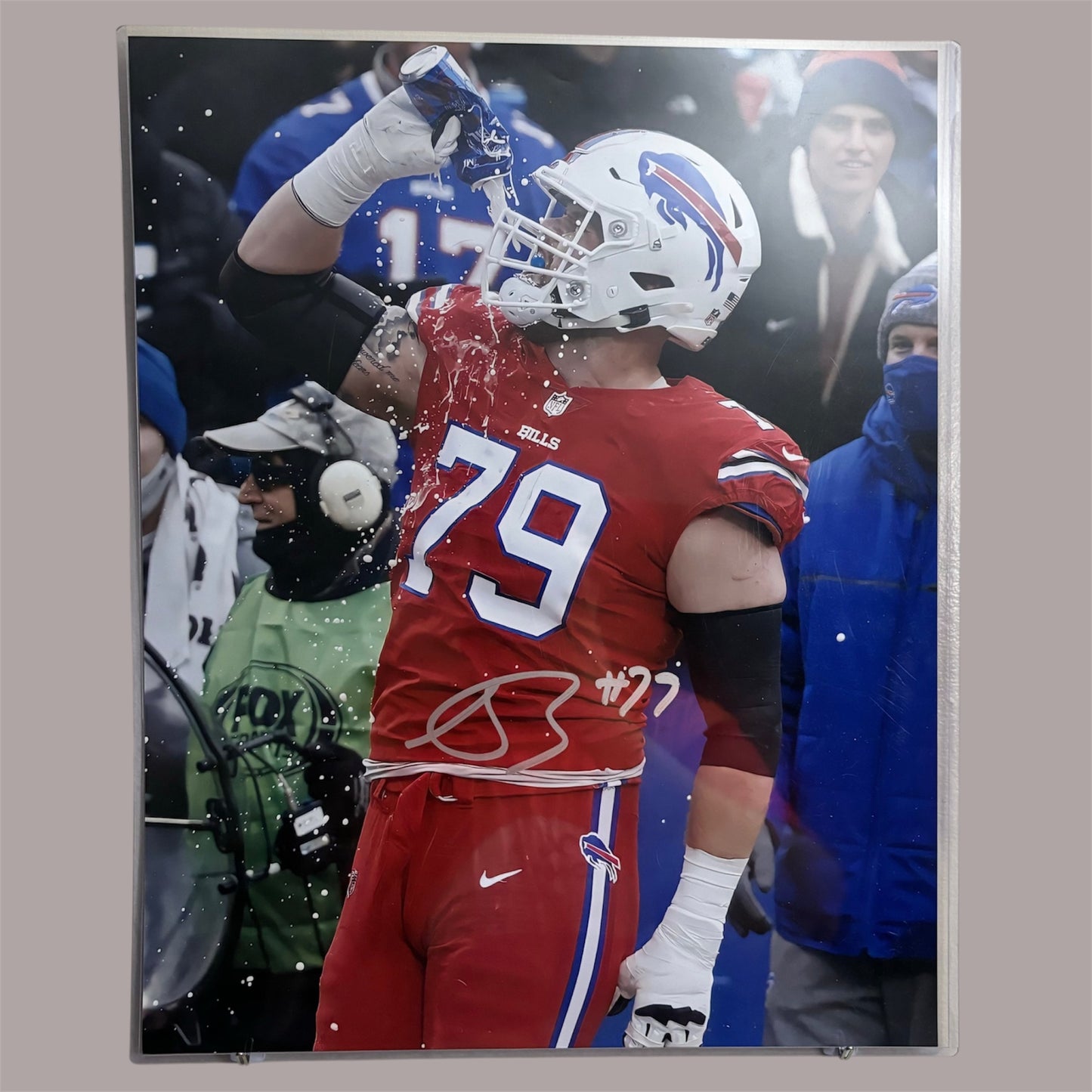 Spencer Brown Signed Buffalo Bills 16x20 Chug