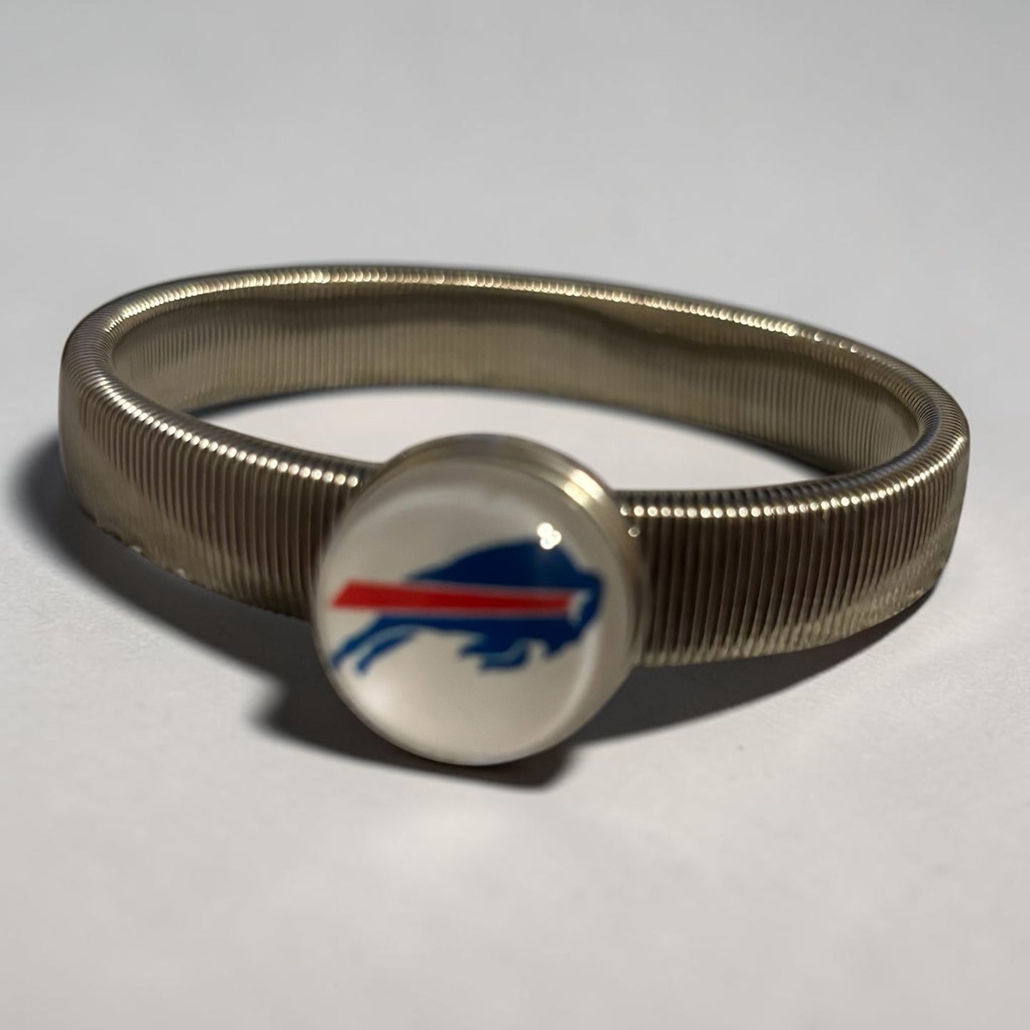 Flat Coil Snap Charm (Charcoal & Silver)