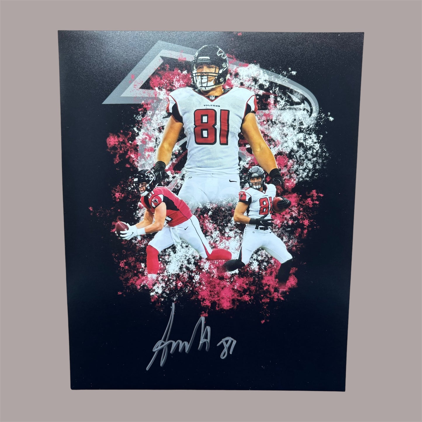 Austin Hooper Signed Falcons 8x10