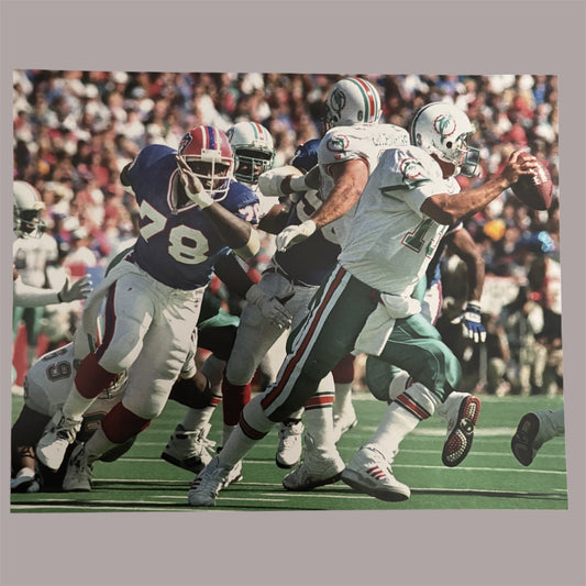 Bruce Smith Unsigned 8x10 (Marino)